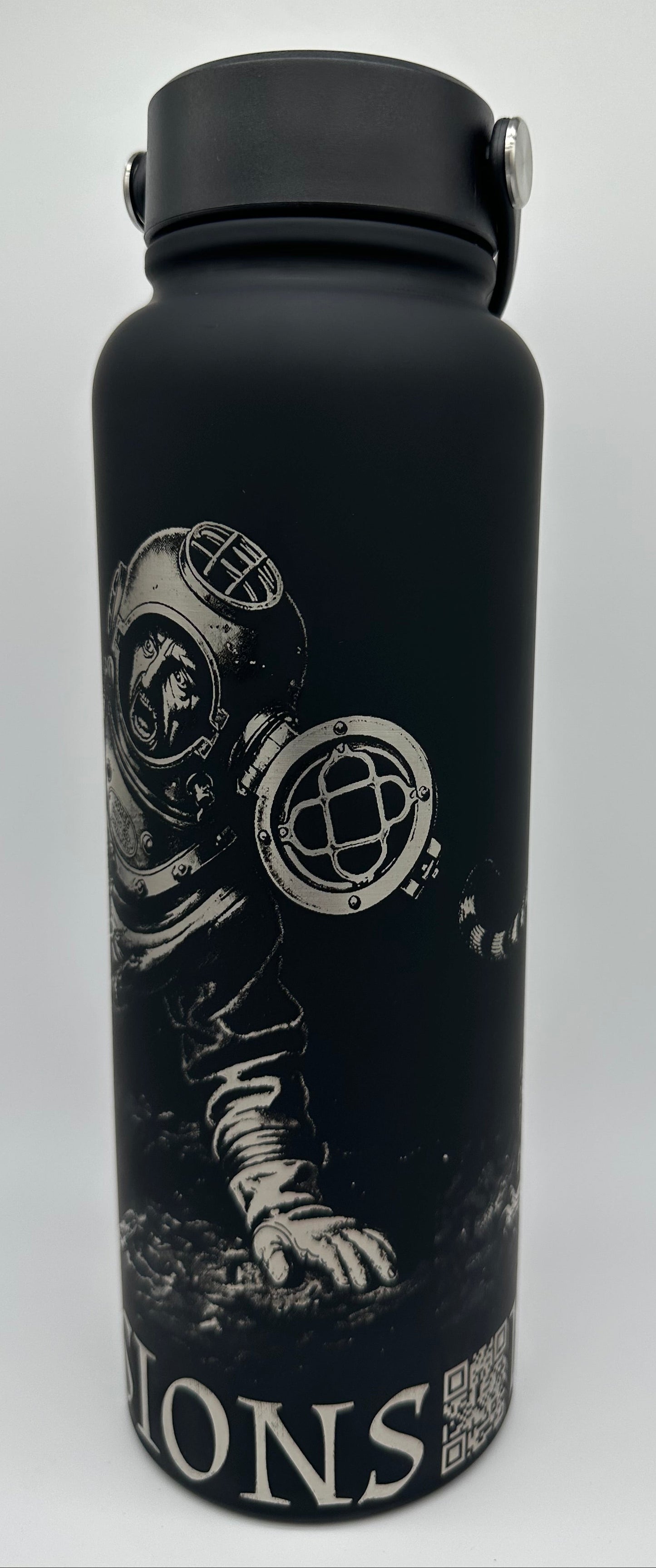 "You've Got To Be Monkey Fisting Me" 40 ounce Soft-Touch Powder-Coated Finish (Black)